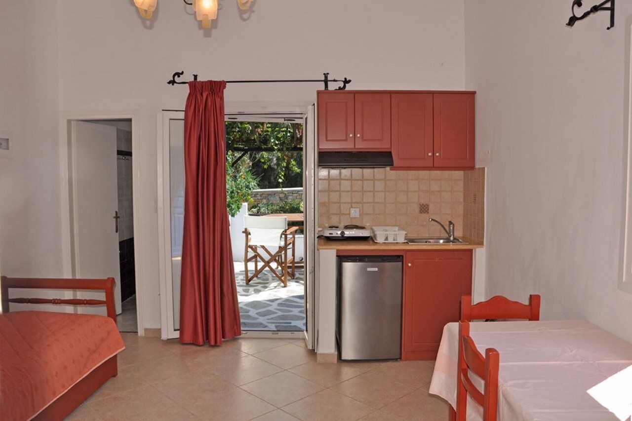 Levrossos Beach Apartments Экстерьер фото